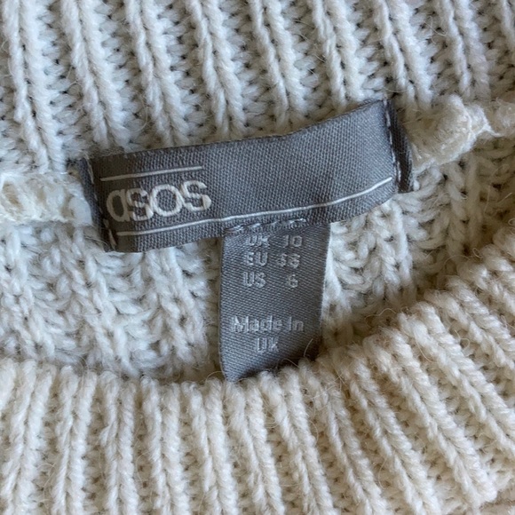 ASOS Oversized Ivory Sweater Bell Sleeves Sz 6 - Picture 8 of 8